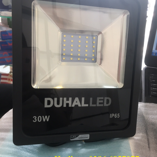 Đèn pha led 30W 