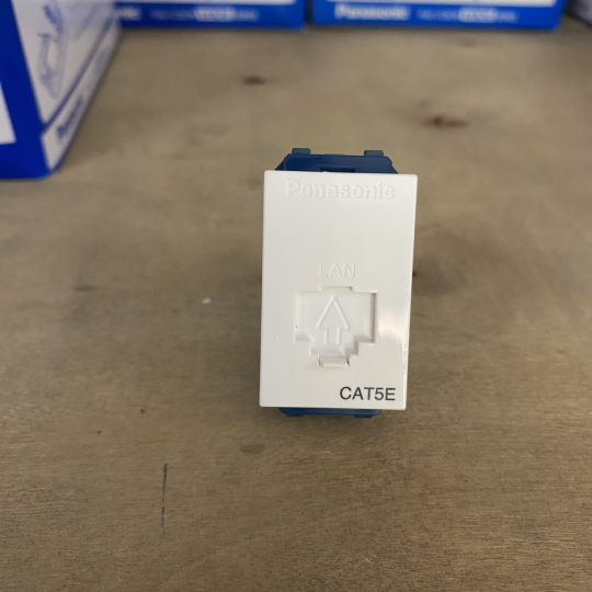 Ổ cắm mạng CAT5E (Wide series)