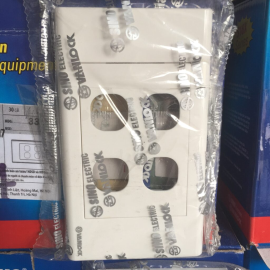Mặt 4 lỗ S18